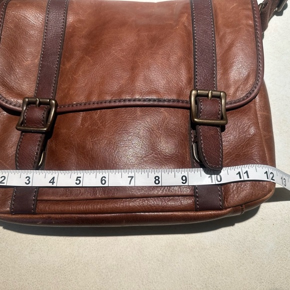 FOSSIL Brown Leather Adjustable Crossbody Shoulder Messenger Bag 12”Wx10”L x 2”D - Picture 13 of 16